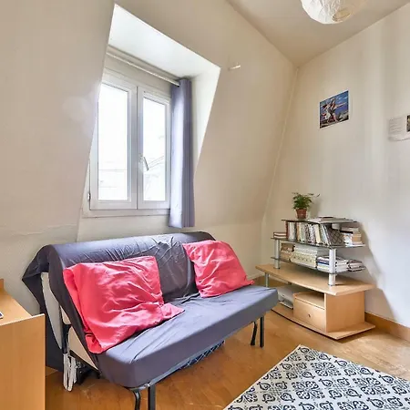 Cosy And Very Quiet Studio In The 8th District