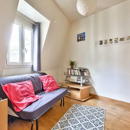 Cosy And Very Quiet Studio In The 8th District